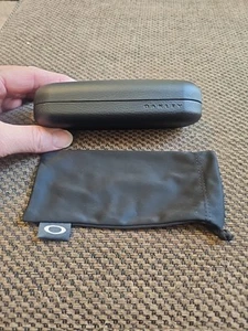Oakley Black Leather Authentic Eyewear Eyeglasses Glasses Oakley Soft Pouch Incl - Picture 1 of 7