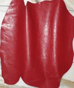 LEDER TIP 40150-S, Lederreste, 1 Lederhaut 0,8mm, kirschrot nappa - Picture 1 of 2