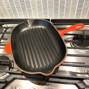 Le Creuset #32 Cast Iron Enamel Grill Skillet Cobalt Red Oval Pan Griddle 12.5" - Picture 1 of 13