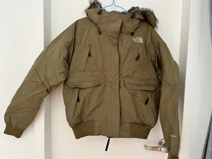 The North Face – Bomber Down Jacket - Cargo Green - size M - Picture 1 of 8