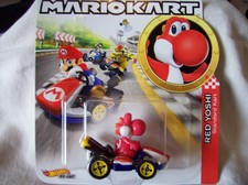 Hot Wheels - Mario Kart - Red Yoshi -Standard Kart