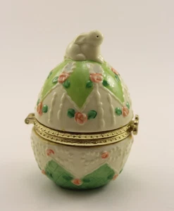 Vintage Hinged Egg Shaped Bunny Trinket Box Ceramic Easter Roses Green Pink - Picture 1 of 6