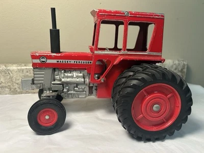 Vintage Ertl 1/16 Massey Ferguson 1150 Cab Duals Original  - Image 1 of 4