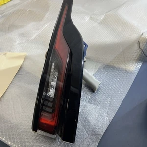 Land Rover Range Rover Evoque 2019-2020 luz trasera lado del pasajero OEM LEDDC7145 - Imagen 1 de 24