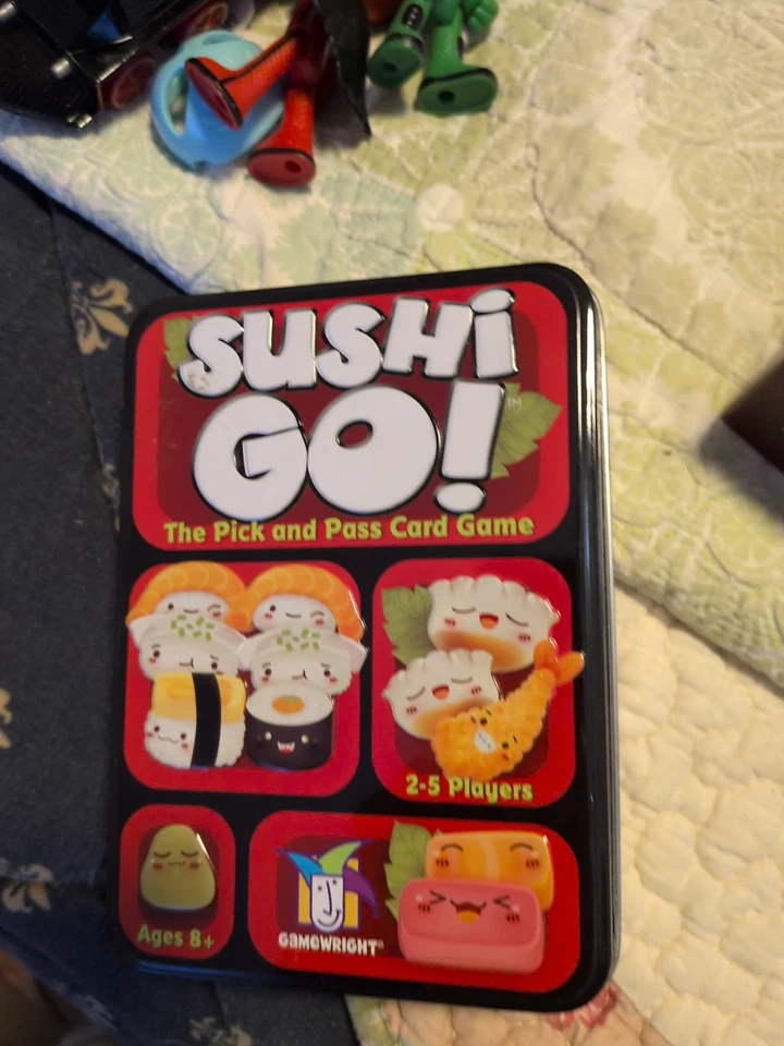 Sushi Go - Juego de cartas familiar Pick and Pass de Gamewright, ideal para 2-5 Foto 1 de 1