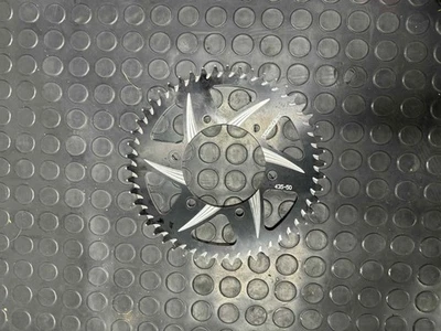 Roda dentada Vortex tamanho grande Kawasaki Ninja 300 2013 a 2017 tamanho 435-50 - Imagem 1 de 2