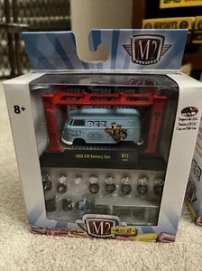 Kit Modelo de Máquinas M2 PEZ 1960 VW Furgoneta de Entrega R17 Escala 1:64 Fundido a Presión Nuevo - Imagen 1 de 4