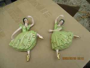 VTG Ceramic Arts Studio Attitude & Arabesque Wall Ballerina PLAQUES FIGURINES - Picture 1 of 3