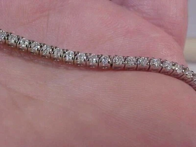 PULSERA TENIS PATRIMONIO DIAMANTE NATURAL 2,56 CTW ORO BLANCO 14K 8,50 PULGADAS Foto 1 de 4