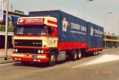 WSI 01-3281 DAF 3600 SPACE CAB CAMION 6X2 + RIMORCHIO " TORBEN RAFN " (DK) MINT - Immagine 1 di 4