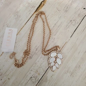 22" gold tone fashion jewelry necklace rhinestones white leaf pendant n3 - Picture 1 of 3