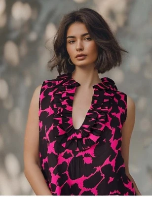 Top Marc Jacobs Volantes Delantero Cuello en V Forrado en A Sin Mangas Estampado Rosa Talla Pequeña Foto 1 de 4