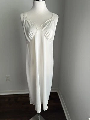 Lencería vintage años 70 Shadowline marfil nailon deslizamiento completo encaje correa para el hombro-40 Foto 1 de 4