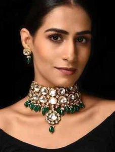 EMERALD GREEN STATEMENT KUNDAN CHOKAR SET ASIAN JEWELLERY PARTY INDIAN WEDDING - Picture 1 of 2