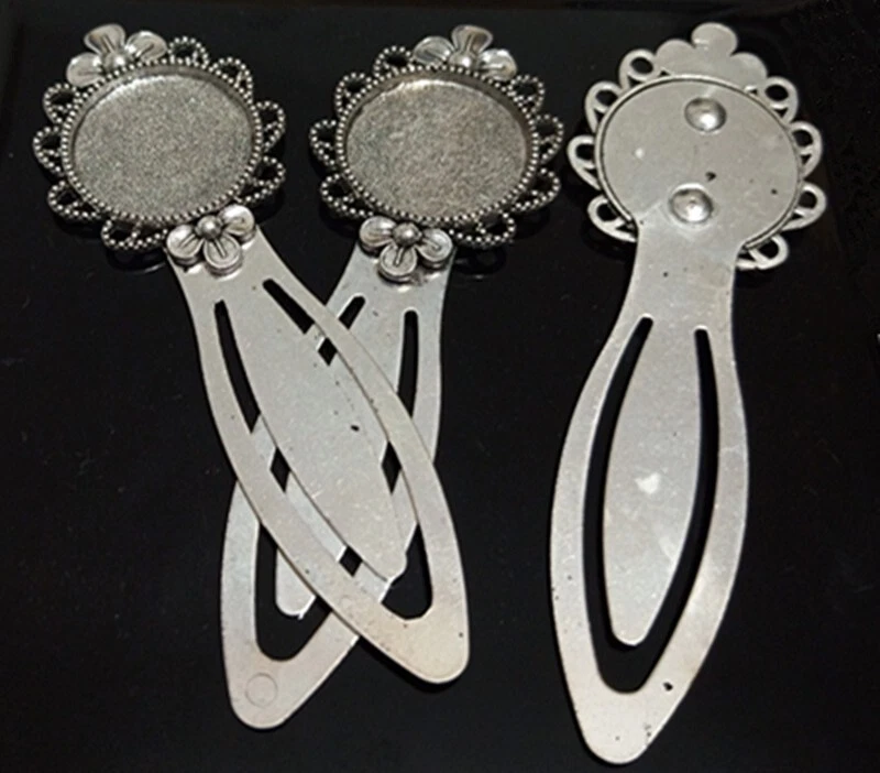 1pz segnalibro con castone tondo 20mm colore argento tibet 8,3x2,8cm bijoux - Immagine 1 di 1