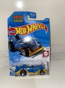 NEW 2021 Hot Wheels • "Rock 'Em, Sock 'Em Robots" Zombot {3/5 Mattel Games} - Picture 1 of 3