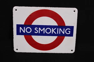 NO SMOKING - Emailleschild 9,6 x 12,84 cm - GB 1989 - Bild 1 von 2