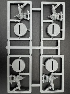 4 Gretchins / Grots on Sprue 2nd Edition Warhammer 40k Starter Box - Picture 1 of 1