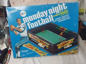 1972 Aurora Monday Night Football Dallas Cowboys Roger Staubach Edition Game - Picture 1 of 9
