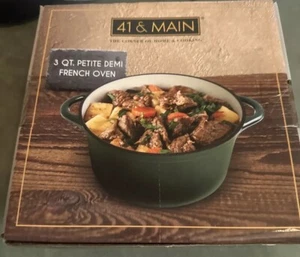 3 QT. petite demi French oven    New In Box.  Green With Lid.  Enamel Cast Iron - Picture 1 of 6