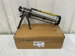 DEWALT - 08494-PWR 28 OZ STANDARD MANUAL DISPENSER - Picture 1 of 6