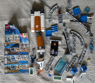 LEGO Deep Space Rocket and Launch Control Set 60288 - Partial Incomplete Set - Image 1 of 4