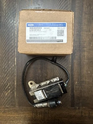 Sensor de temperatura Ford OEM LC3Z-5E145 2017-2020 Super Duty 6,7 L HC3A5E145AD Foto 1 de 4