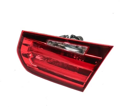 12-15 BMW 320i 328i 335i M3 (F30) SEDÁN MALETERO DERECHO LUZ TRASERA INTERIOR LÁMPARA Foto 1 de 4