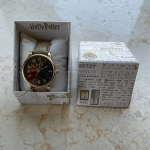 Harry Potter Mischief Managed hellbraune Lederarmbanduhr neu in Box - Bild 1 von 12