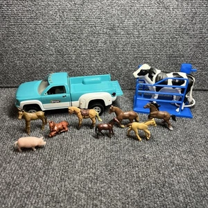 Breyer Teal Truck & NewRay Dairy Cow & Miscellaneous Horses - Safari Playmobil - Picture 1 of 19