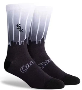 Chicago White Sox Skyline Black White Crew Socks Mens Large Fits Size 6-12 MLB - Picture 1 of 1