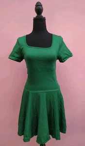 OQQ Square Neck Ruffle Hem Short Sleeve Women's Mini Dress Large Green - Picture 1 of 6