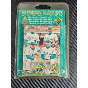 Juego de tarjetas de béisbol de los Florida Marlins 1993 de mazo superior temporada inaugural - Imagen 1 de 4