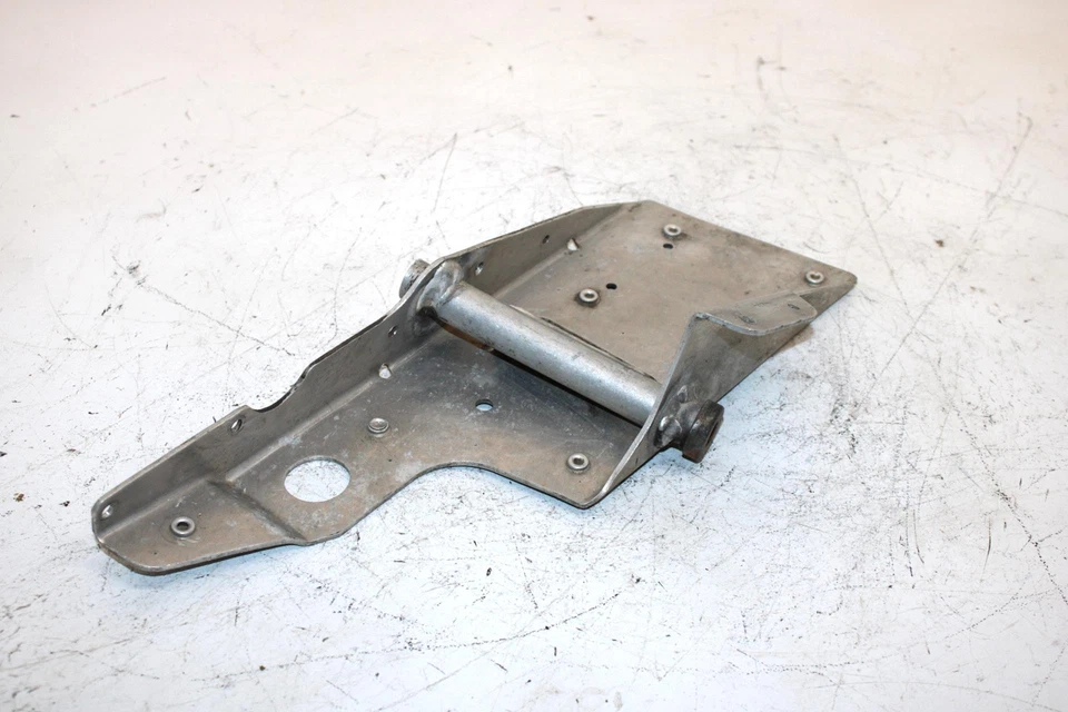 07 Polaris Supersport Edge OEM brazo de arrastre izquierdo montaje 2202059 Q5155 Foto 1 de 4