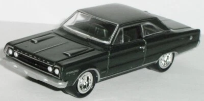 1/64 = 1967 67 PLYMOUTH BELVEDERE / GTX HEMI techo rígido / capó abierto ENVÍO GRATUITO Foto 1 de 3