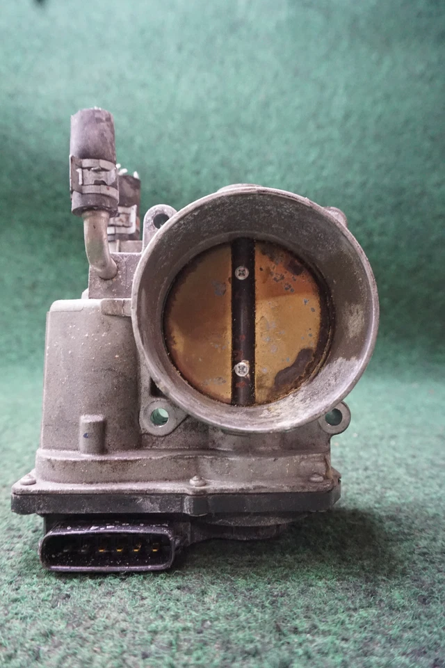 Toyota Avalon 2006 3,5 L carrocería del acelerador OEM 220300P050 86.078 millas Foto 1 de 4