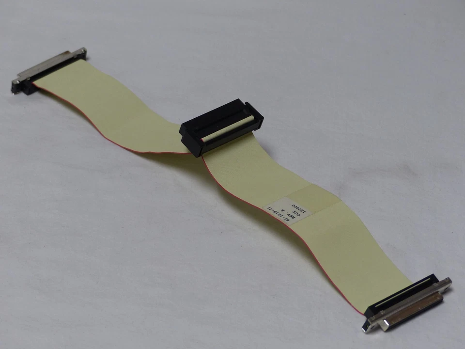 Yellow Flat Cable SCSI 68-PIN INTERNAL TO 2X-EXTERNAL SPLITTER STACK 61-2219-21 - Image 1 of 2