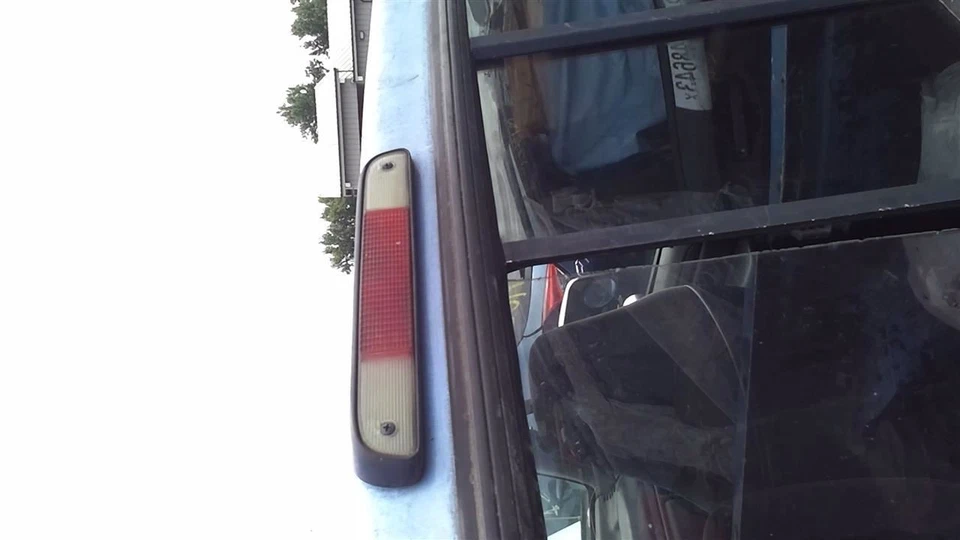 Luz trasera de 8501 PBV cuadrada para camioneta Ford F250 84-97 29760475 Foto 1 de 4