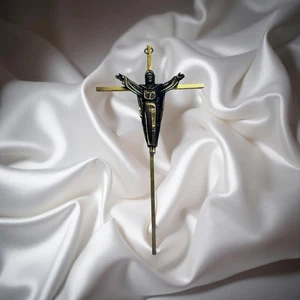 Mid-Century Bronze & Brass Crucifix – Modernist “Risen Christ” Cross Wall Hangin - Picture 1 of 7