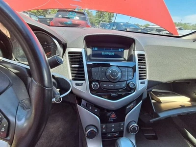 Controle de temperatura VIN P 4º dígito compatível com 12-16 CRUZE 3612551 - Imagem 1 de 4