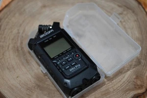 H4N Pro 4-Track Portable Recorder All Black Stereo Microphones - Picture 1 of 7