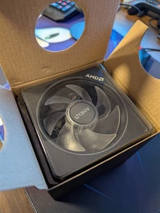 AMD Wraith Prism RGB AM4 Ryzen CPU Cooler - Picture 1 of 1