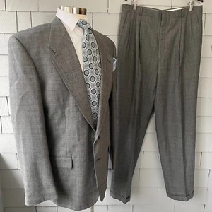 80s Vintage Givenchy Grey Blue Black Subtle Plaid 2-Button Mens Suit Size 46 - Picture 1 of 14