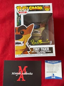 ¡FUNKO POP TINY TIGER FIRMADO POR BRENDAN O'BRIEN CRASH BANDICOOT! ¡CERTIFICADO DE AUTENTICIDAD BECKETT! - Imagen 1 de 2