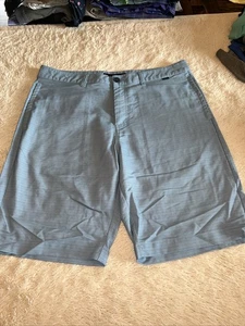 Travis Mathew Shorts Blue Stripe 34 - Bild 1 von 2
