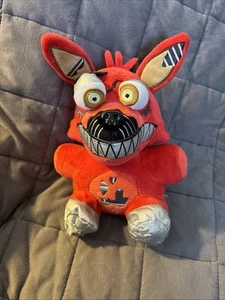 Funko Five Nights at Freddy's Nightmare Foxy Plush 7" 2016 COLLECTABLE READ - Picture 1 of 2