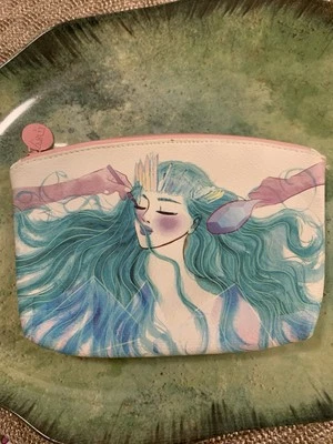Bolsa de maquillaje Ipsy Mermaid Foto 1 de 4