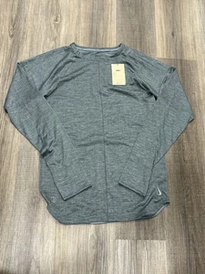Men’s Nike Yoga Long Sleeve Top Size Small Gray Dri- Fit Thumbholes NWT - Picture 1 of 7