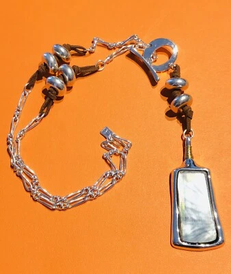 Collar colgante de cuero con cadena de perlas abulón Robert Lee Morris RLM Soho Foto 1 de 4