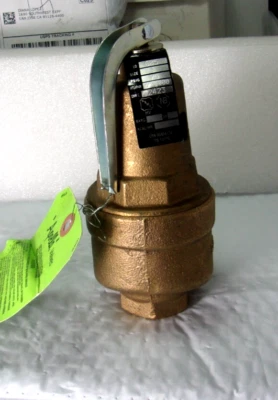 APOLLO VALVES 10605 , Safety Relief Valve 75 PSIG - Image 1 of 4